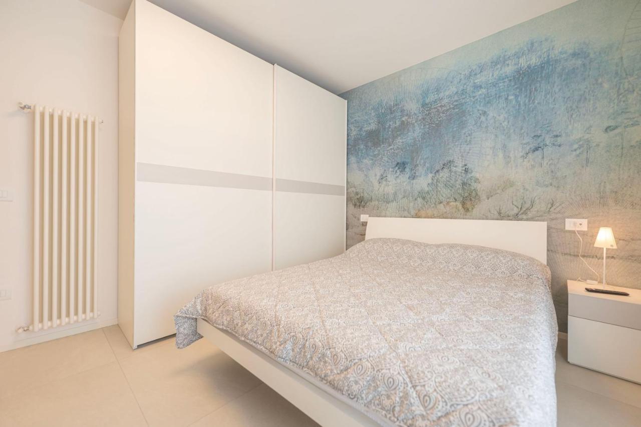 Residence Luxury Elisabeth Con Posto Spiaggia Incluso Caorle Exterior foto