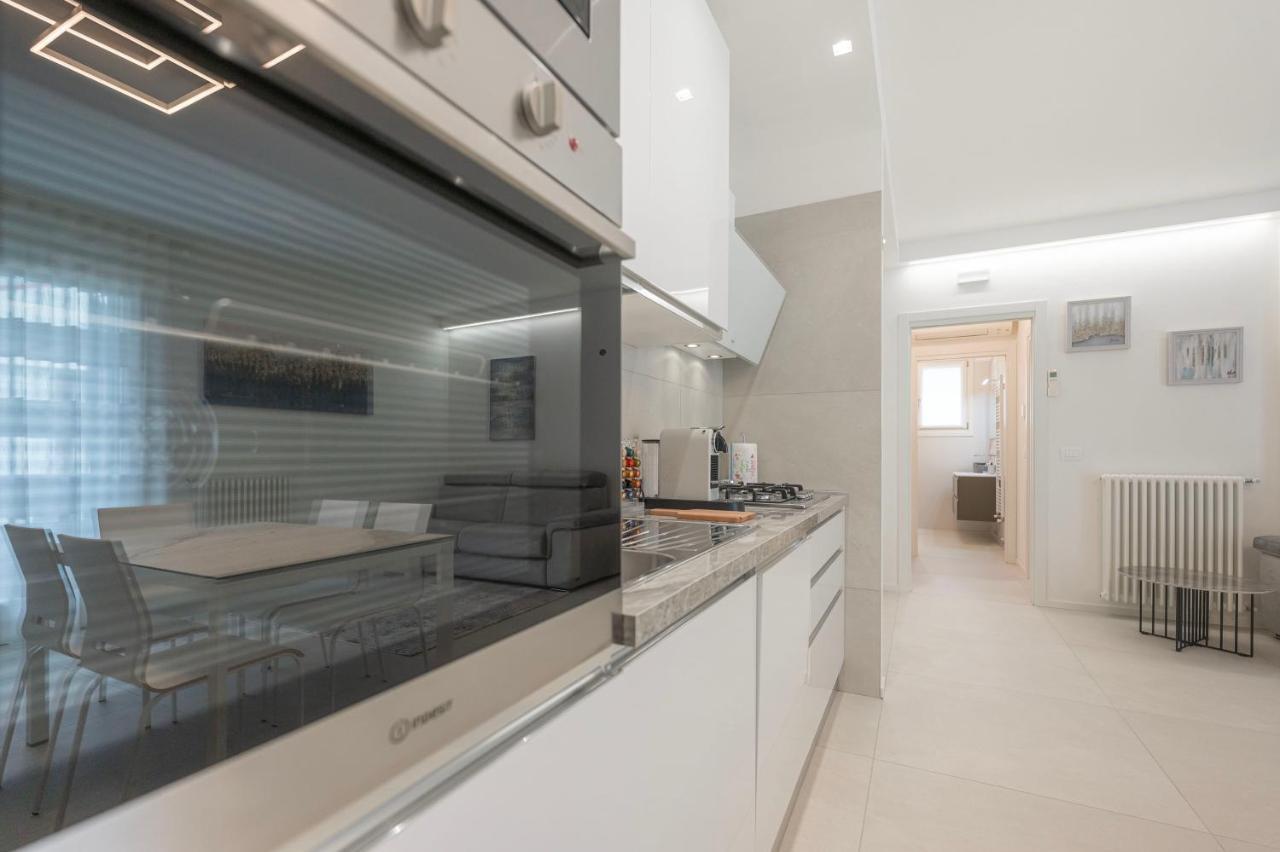 Residence Luxury Elisabeth Con Posto Spiaggia Incluso Caorle Exterior foto