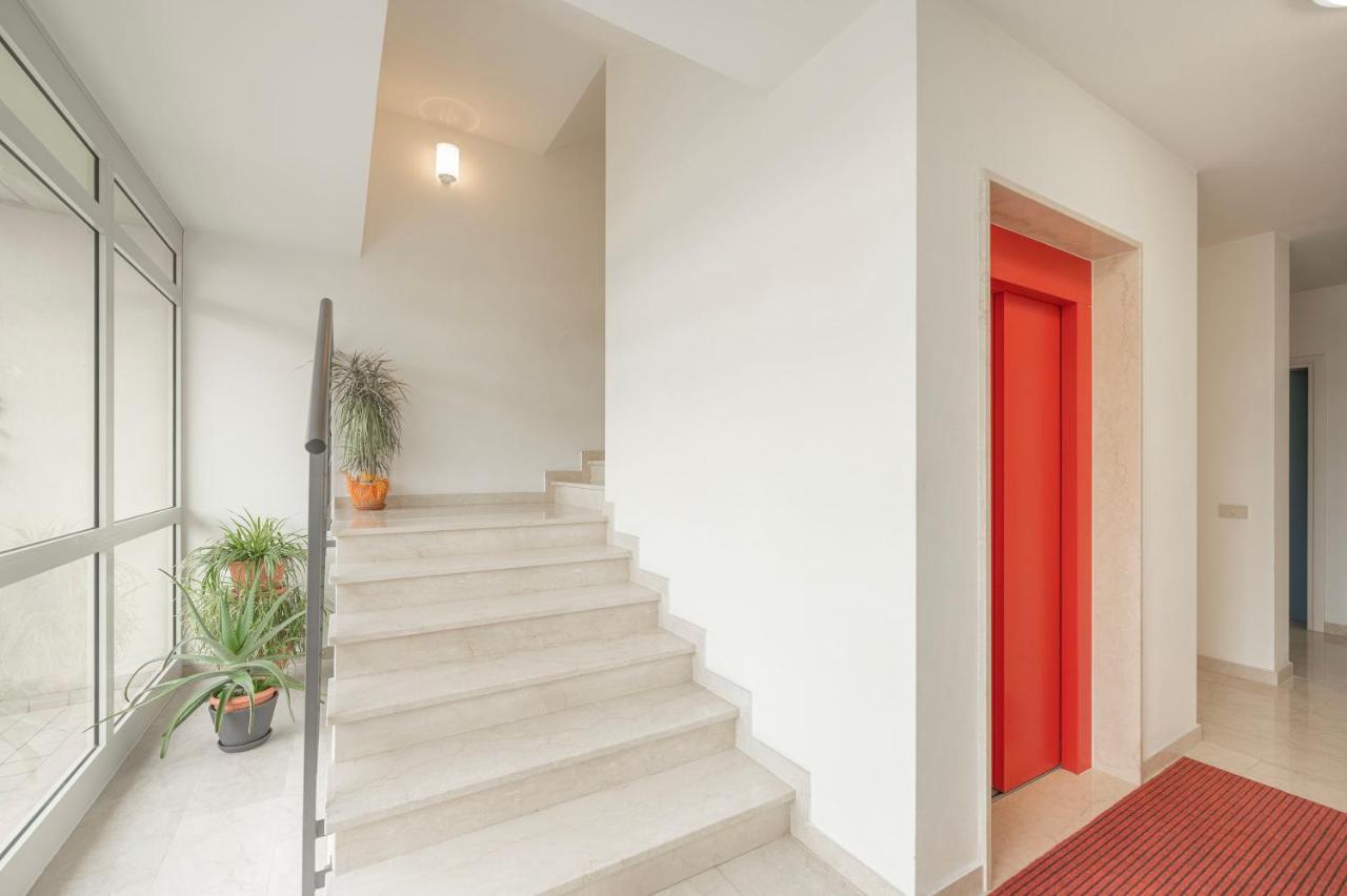 Residence Luxury Elisabeth Con Posto Spiaggia Incluso Caorle Exterior foto